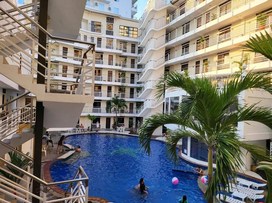 Kandi Resort-Type Spacious 1 Bedroom With Netflix And Free Housekeeping Angeles Eksteriør bilde