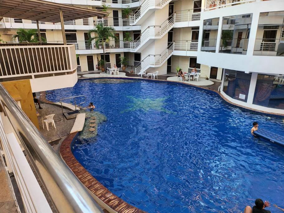 Kandi Resort-Type Spacious 1 Bedroom With Netflix And Free Housekeeping Angeles Eksteriør bilde
